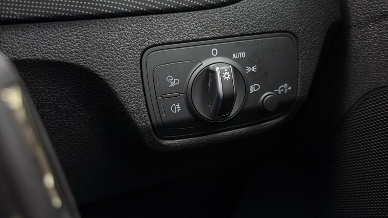 Audi Q2 35 TFSI S Line 5dr Petrol Estate